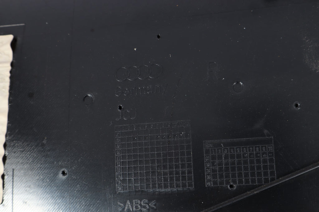 2009 - 2012 AUDI Q5 REAR RIGHT DOOR PANEL OEM 8R0867306J68