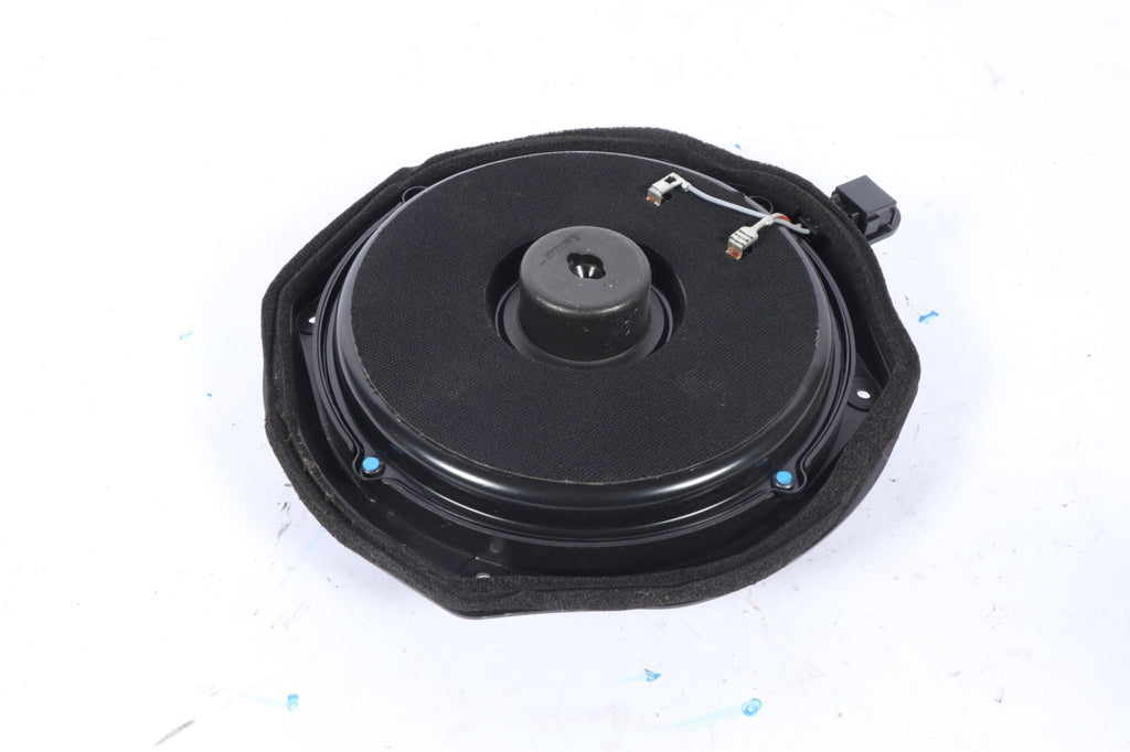 2003-2006 AUDI A4 CONVERTIBLE RIGHT FRONT PASSENGER SIDE DOOR SPEAKER OEM