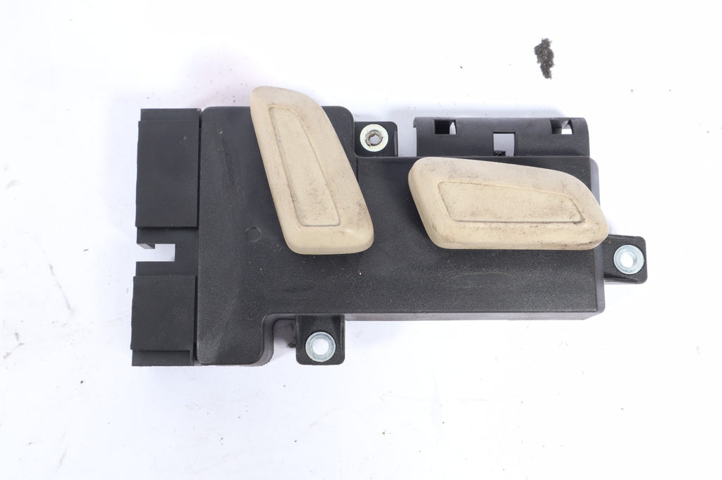2009-2017 AUDI Q5 FrRONT RIGHT PASSENGER SEAT  ADJUSTMENT SWITCH OEM