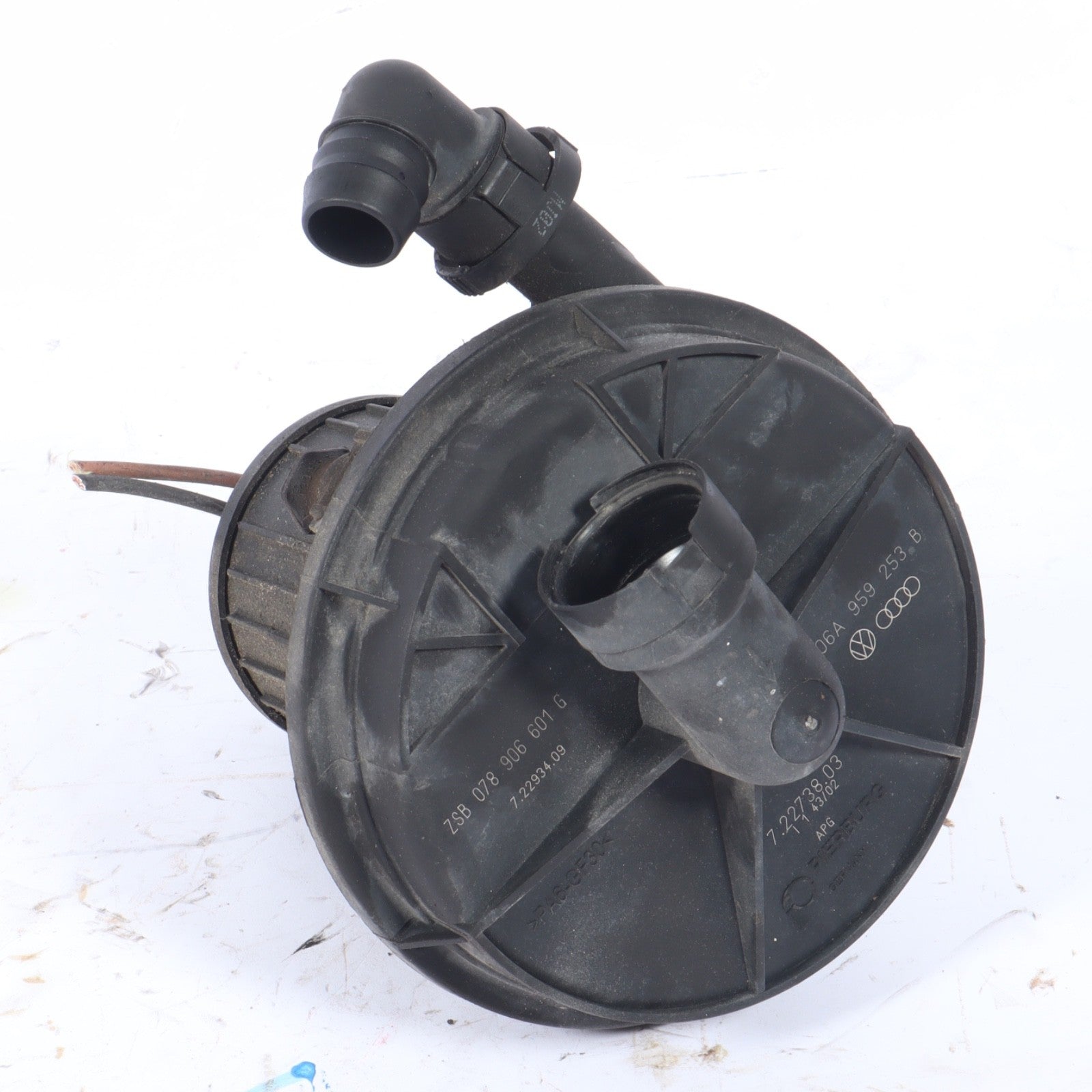 2001-2005 AUDI A4 SECONDARY AIR INJECTION PUMP  SMOG UNIT OEM 72273803
