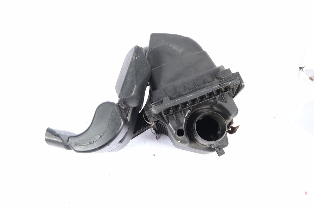 2009-2020 DODGE JOURNEY AIR CLEANER BOX ASSEMBLY 68060812AA OEM