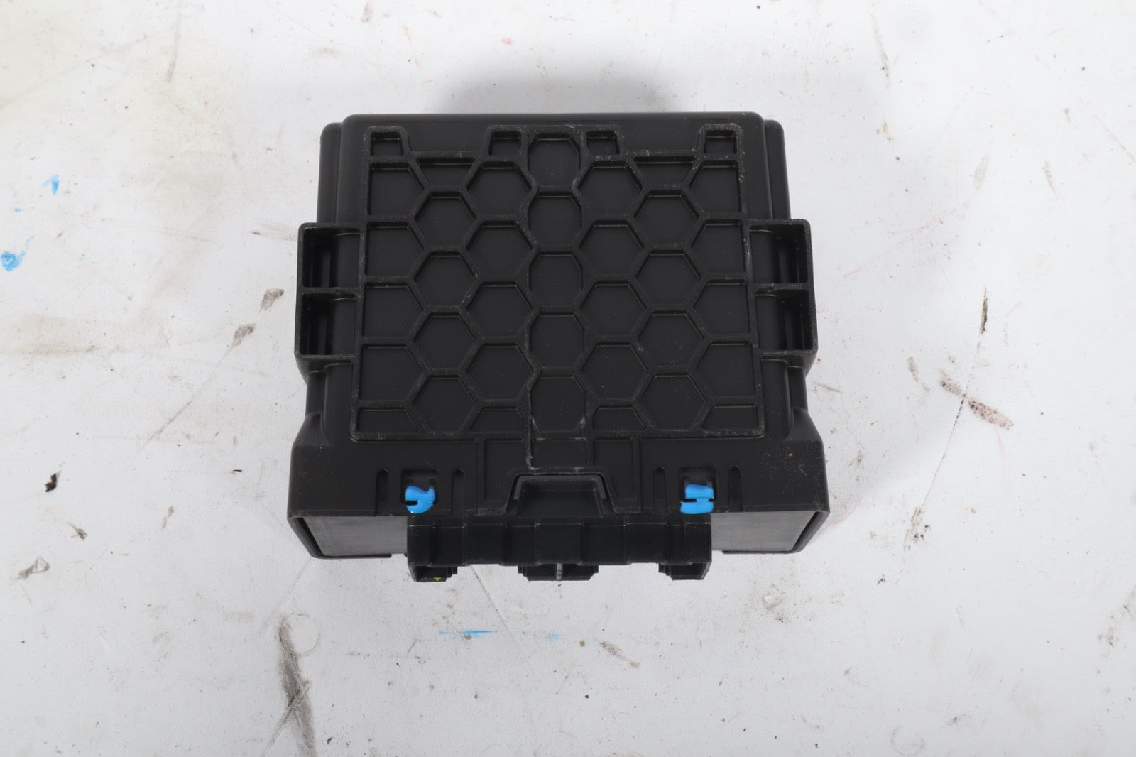 2016-2020 CHEVROLET SONIC DRIVER PARK ASSIST CONTROL MODULE 13522656 OEM