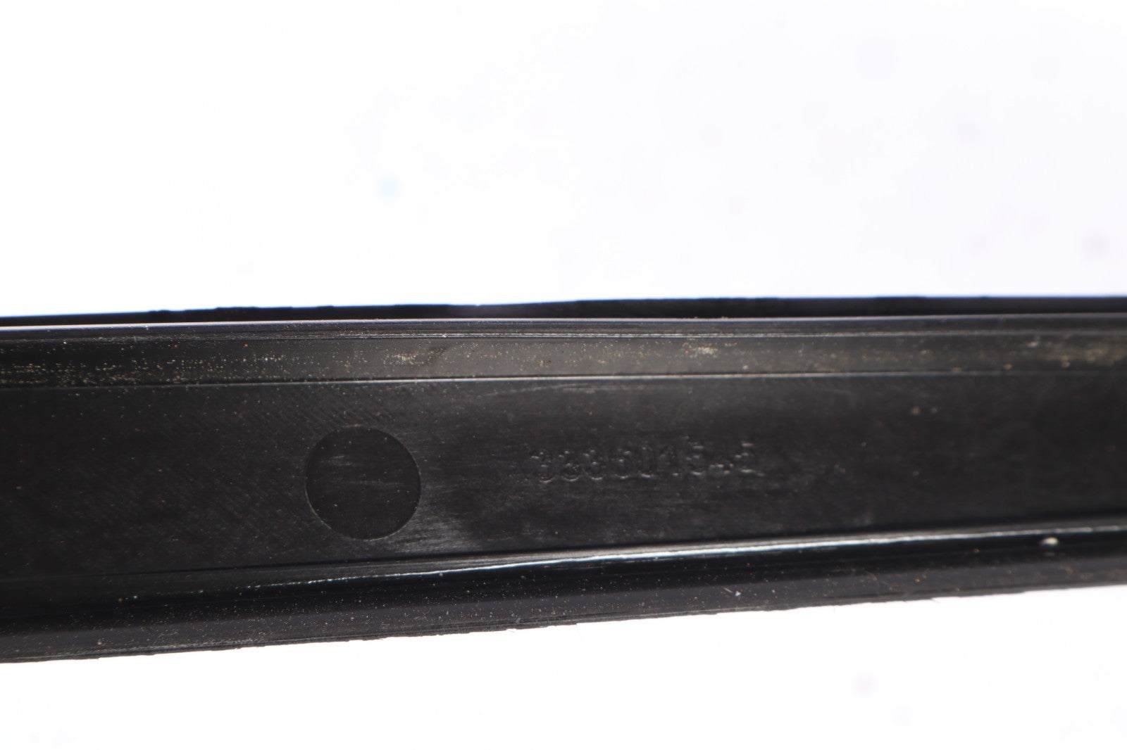 2016 – 2019 Buick Cascada Front Left  Right Outer Window Belt Molding Trim OEM