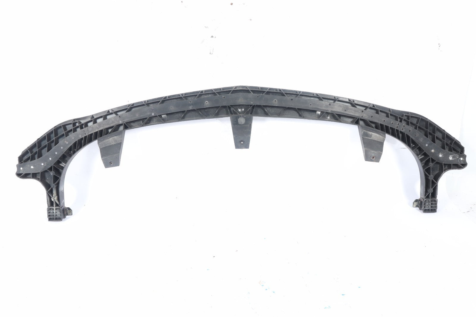 2016-2019 BUICK CASCADA FRONT BUMPER BRACKET OEM 13266647