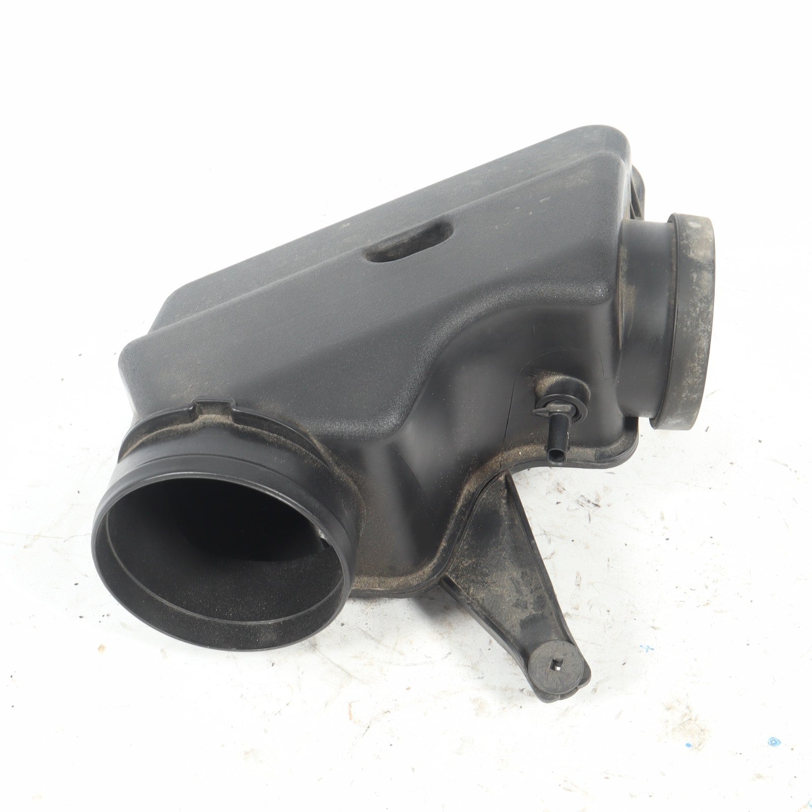 2015 DODGE GRAND CARAVAN 3.6 AIR CLEANER OUTLET DUCT INTAKE RESONATOR 04861731AC