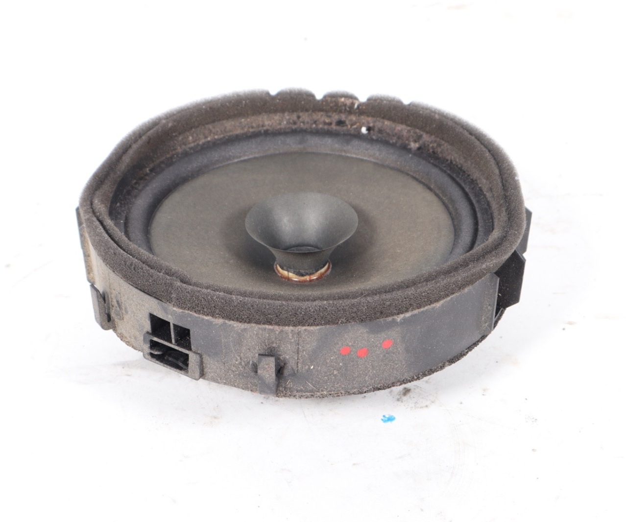 2008 - 2020 MITSUBISHI OUTLANDER REAR LEFT SIDE DOOR PANEL AUDIO SPEAKER OEM