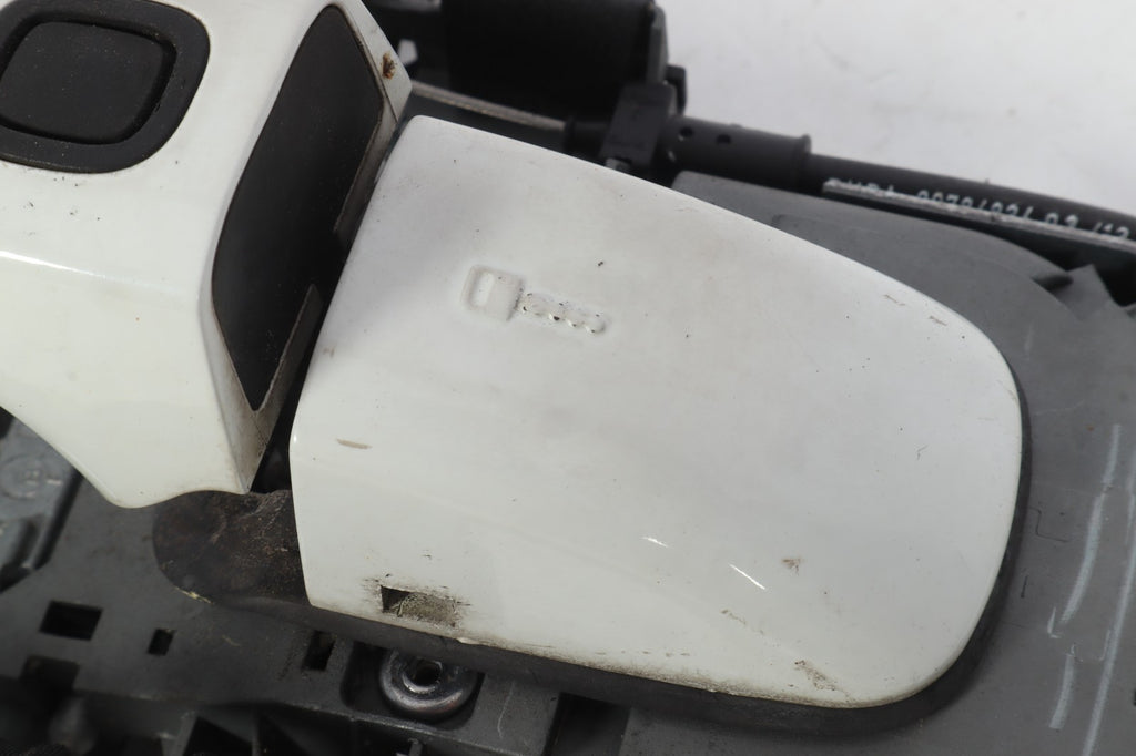 2006-2013 VOLVO  C70 FRONT LEFT  DRIVER SIDE EXTERIOR DOOR HANDLE TRIM OEM