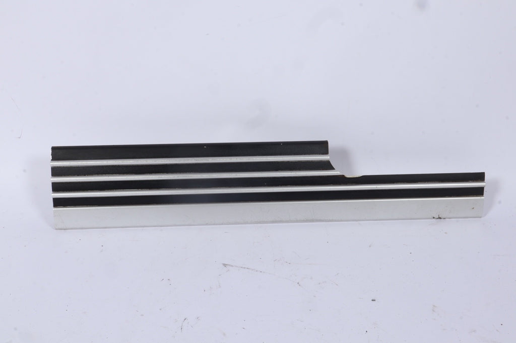 2006-2009 Land Rover Range Rover Front Right Side Door Sill Scuff Panel OEM