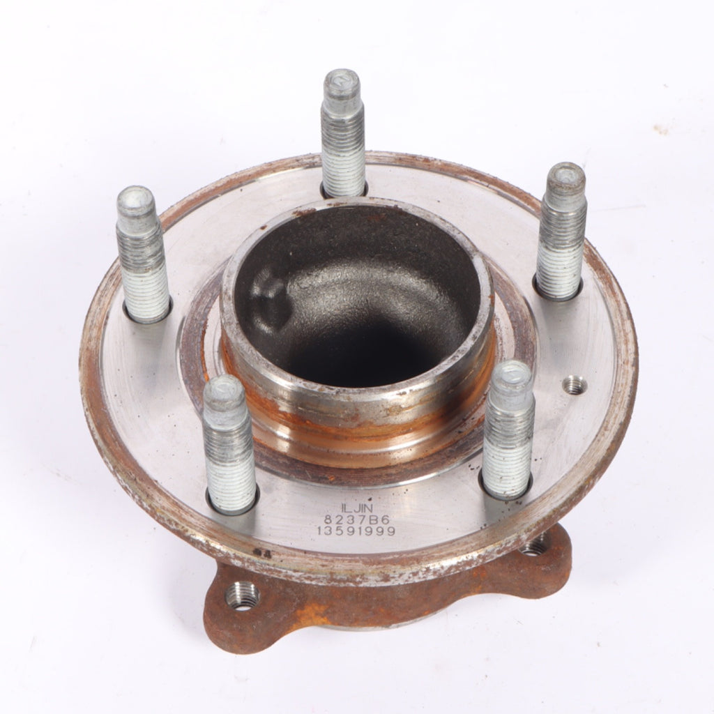 2016-2019 BUICK CASCADA REAR HUB LEFT OR RIGHT OEM