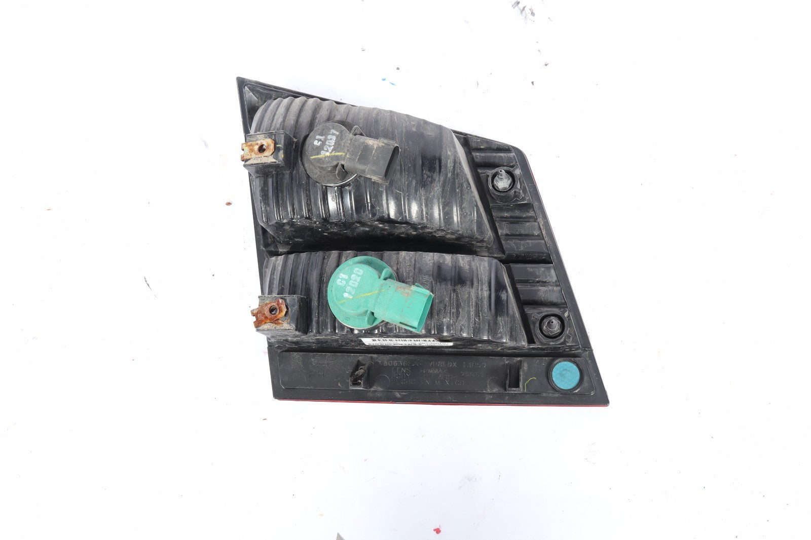 2009-2020 DODGE JOURNEY RIGHT INNER LEFTGATE TRUNK TAIL LIGHT LAMP OEM