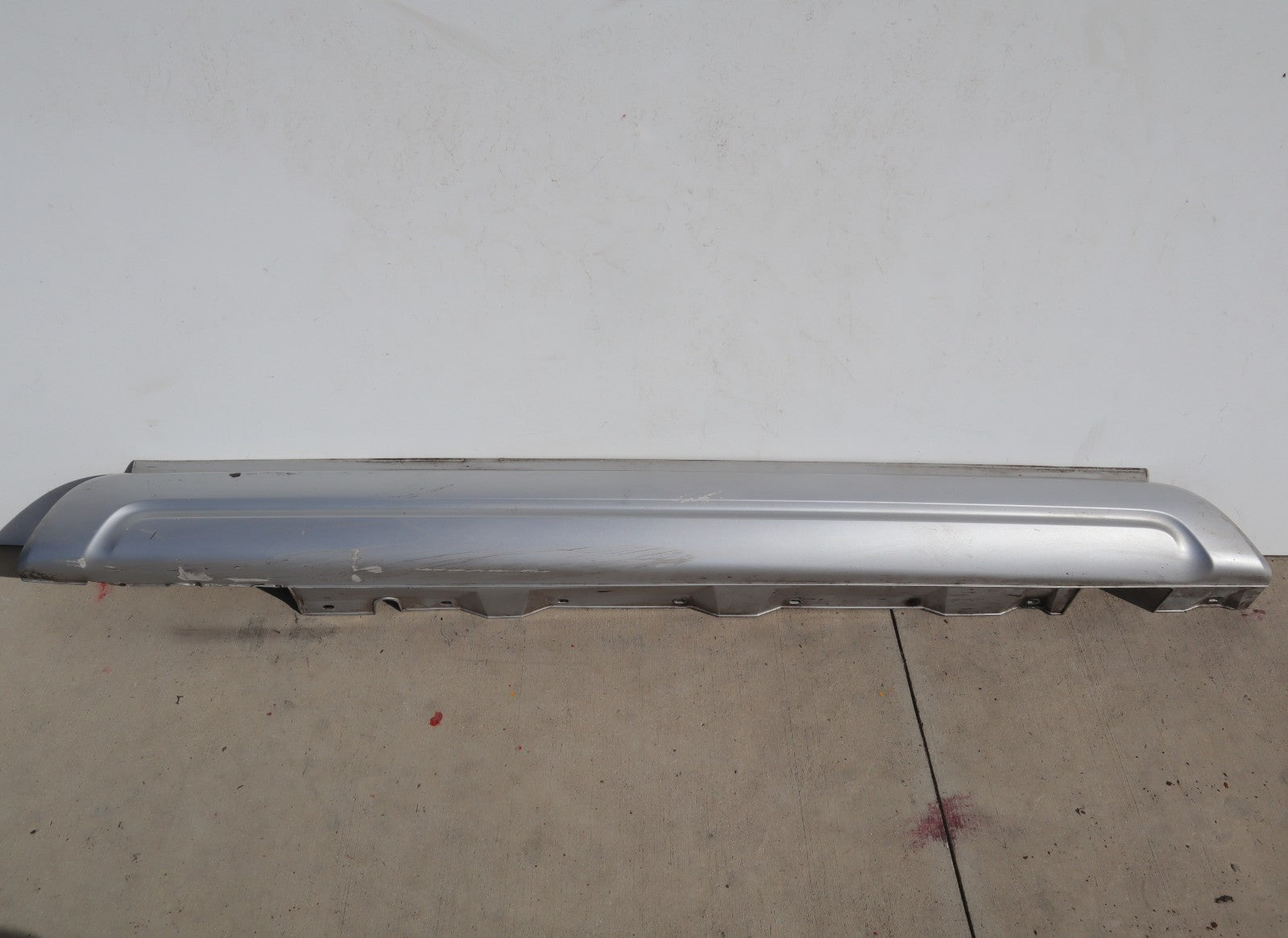 2006-2008 BMW X3 RIGHT SIDE SKIRT ROCKER PANEL OEM ONLY PICK UP!!!