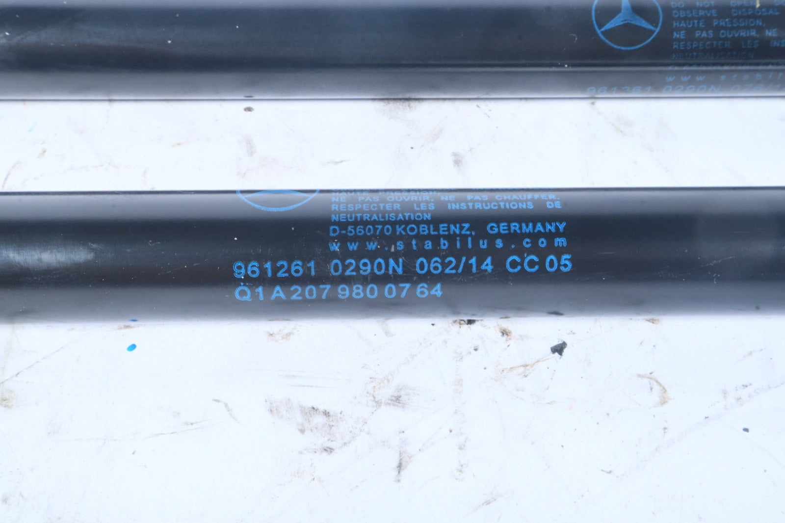 10-17 Mercedes E350 Front Hood Bonnet Shock Strut Support SET OEM A2079800764