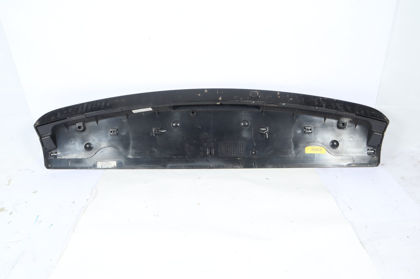 2011-2020 DODGE GRAND CARAVAN TOWN & COUNTRY REAR TAILGATE SPOILER OEM