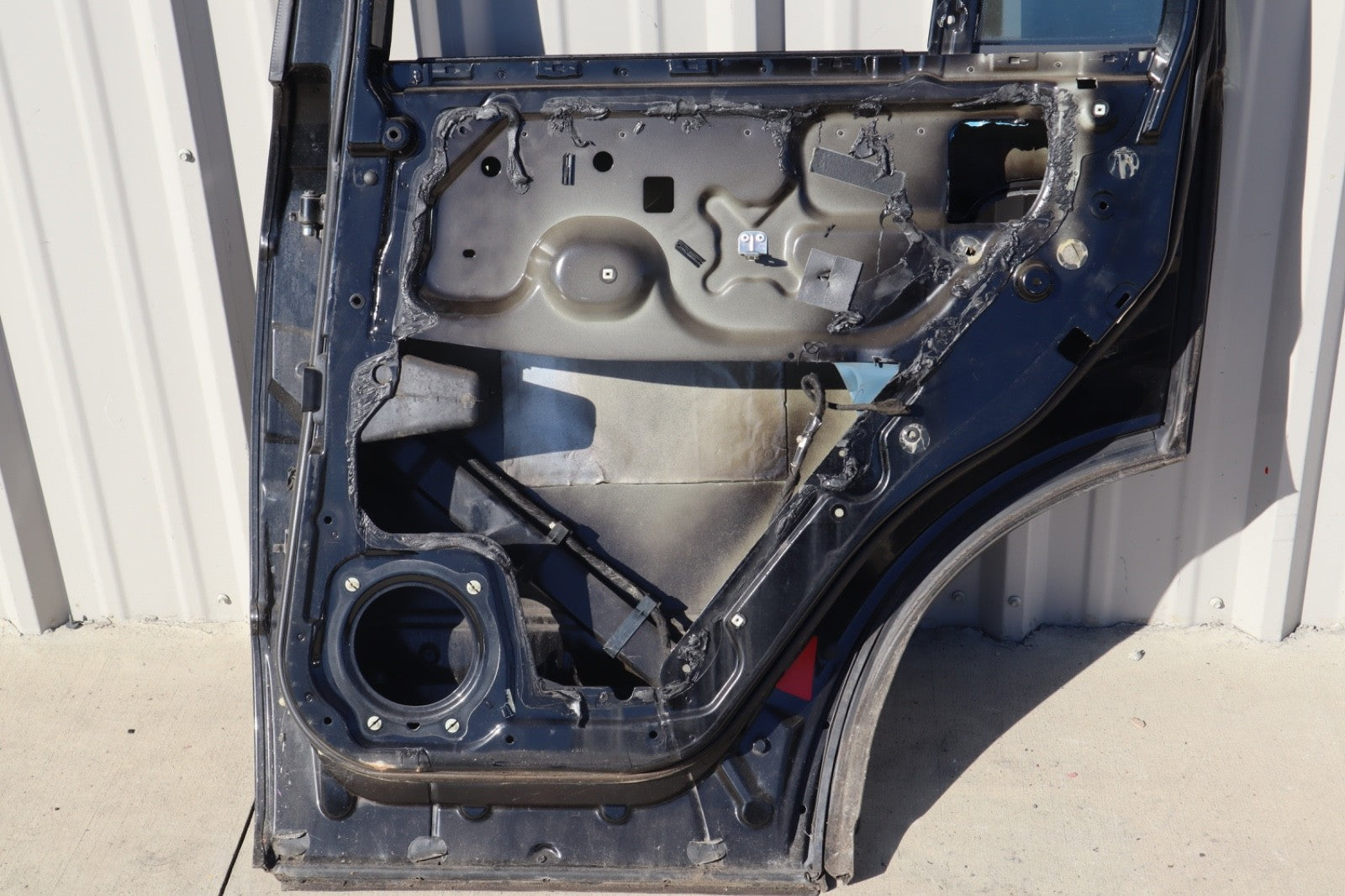 2003-2012 RANGE ROVER L322 REAR RIGHT DOOR SHELL  OEM