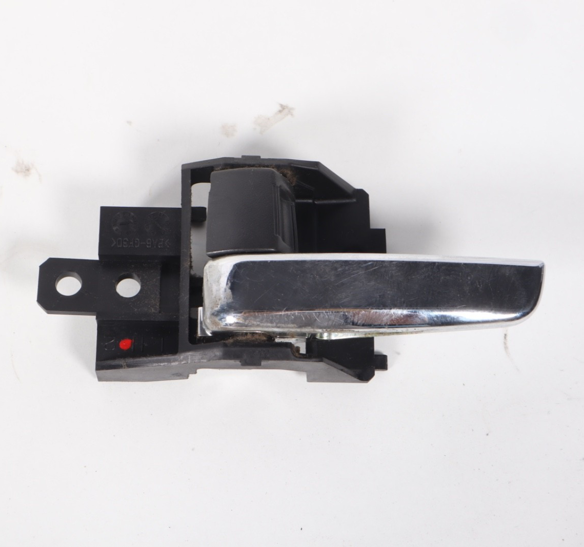 2011-2023 MITSUBISHI OUTLANDER SPORT FRONT LEFT INTERIOR DOOR PANEL HANDLE OEM
