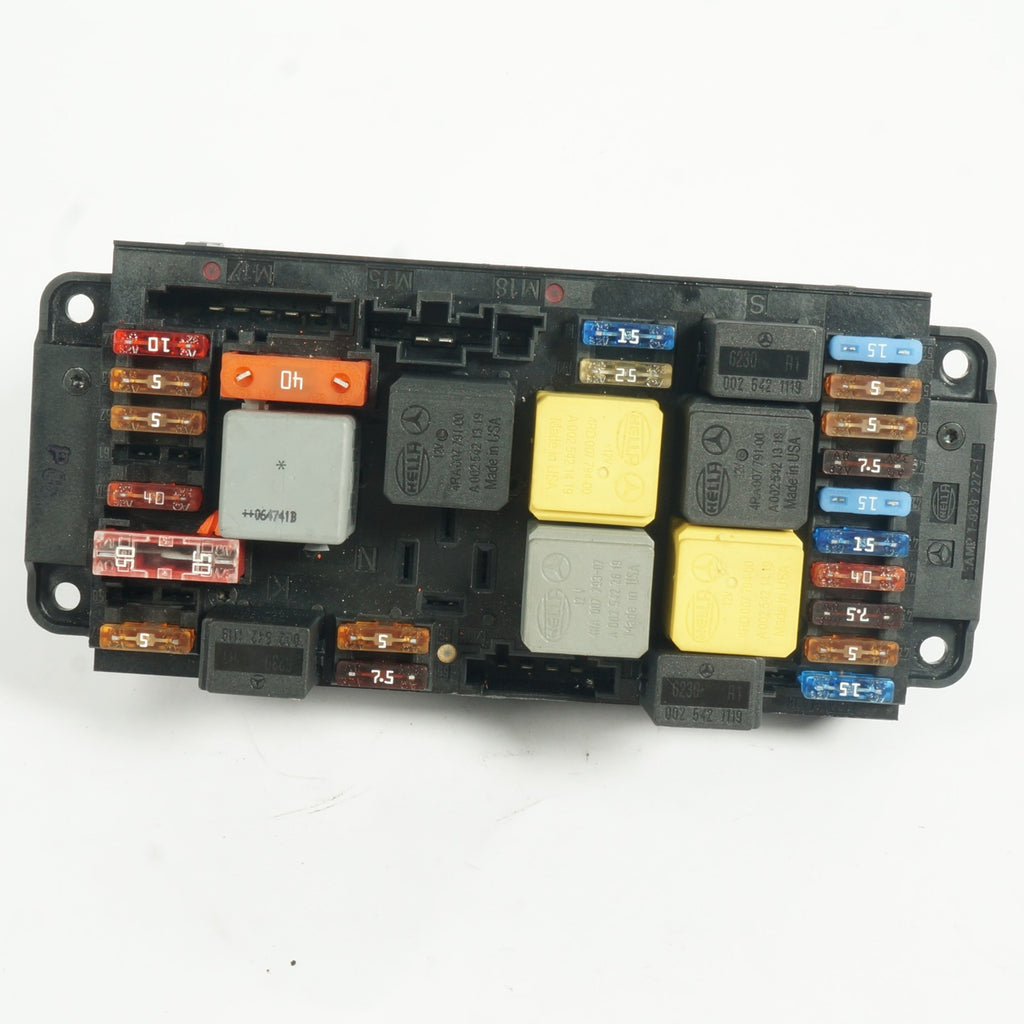 Mercedes R171 SLK300 SLK350 SLK55 AMG Front SAM Module Relay Fuse Box OEM