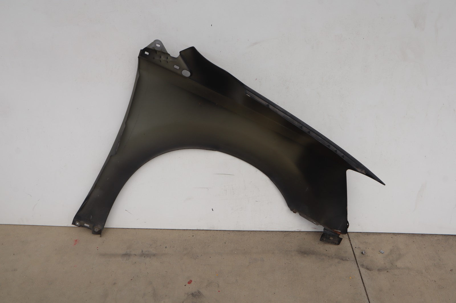 2008-2020 DODGE GRAND CARAVAN DRIVER LEFT FRONT FENDER OEM ONLY PICK UP!!!
