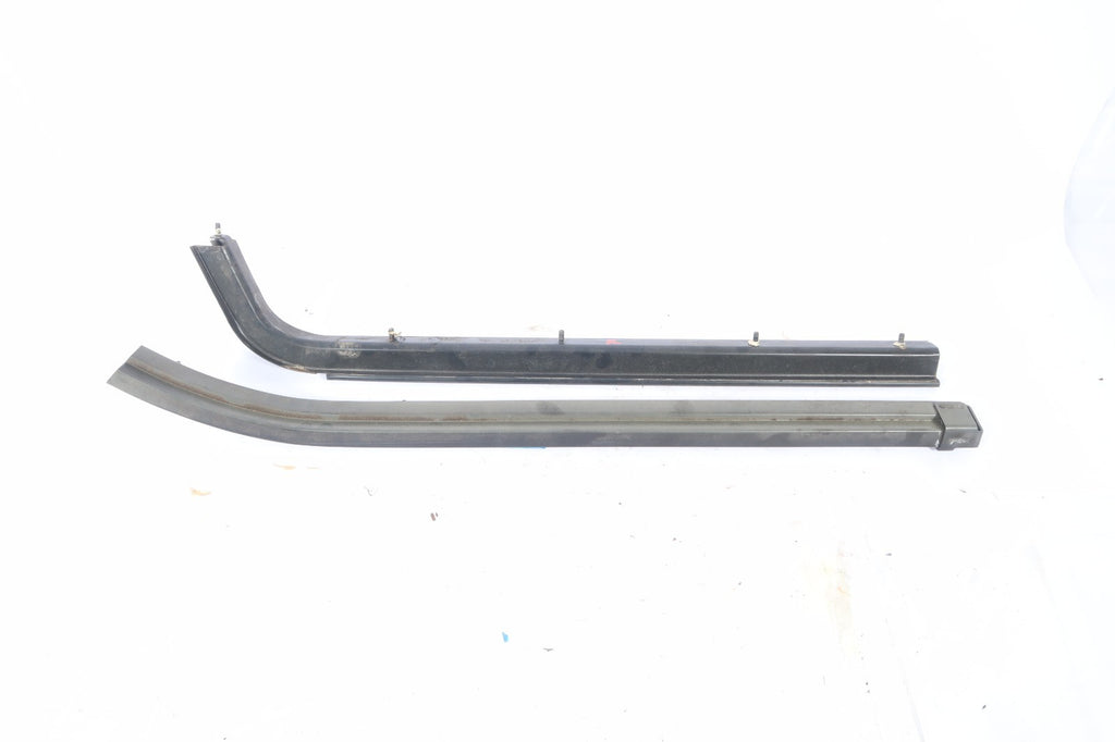2011-2017 DODGE GRAND CARAVAN RIGHT SIDE SLIDING DOOR RAIL OEM