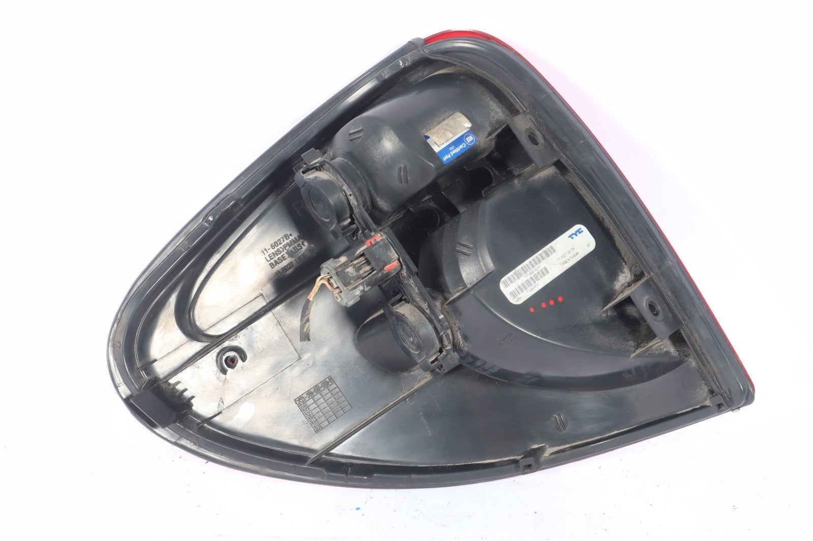 2001-2003 DODGE CARAVAN REAR RIGHT TAIL LIGHT SIDE OEM