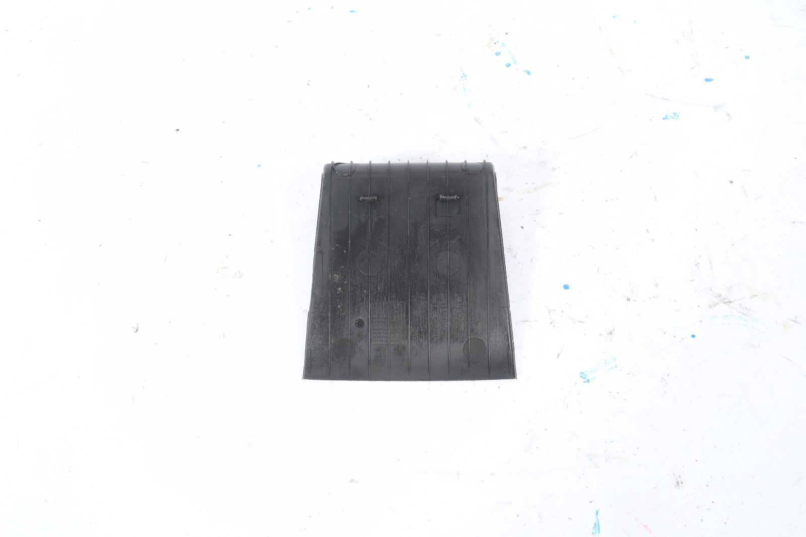 2016–2019 BUICK CASCADA CENTER CONSOLE RUBBER MAT TRIM OEM 13322672