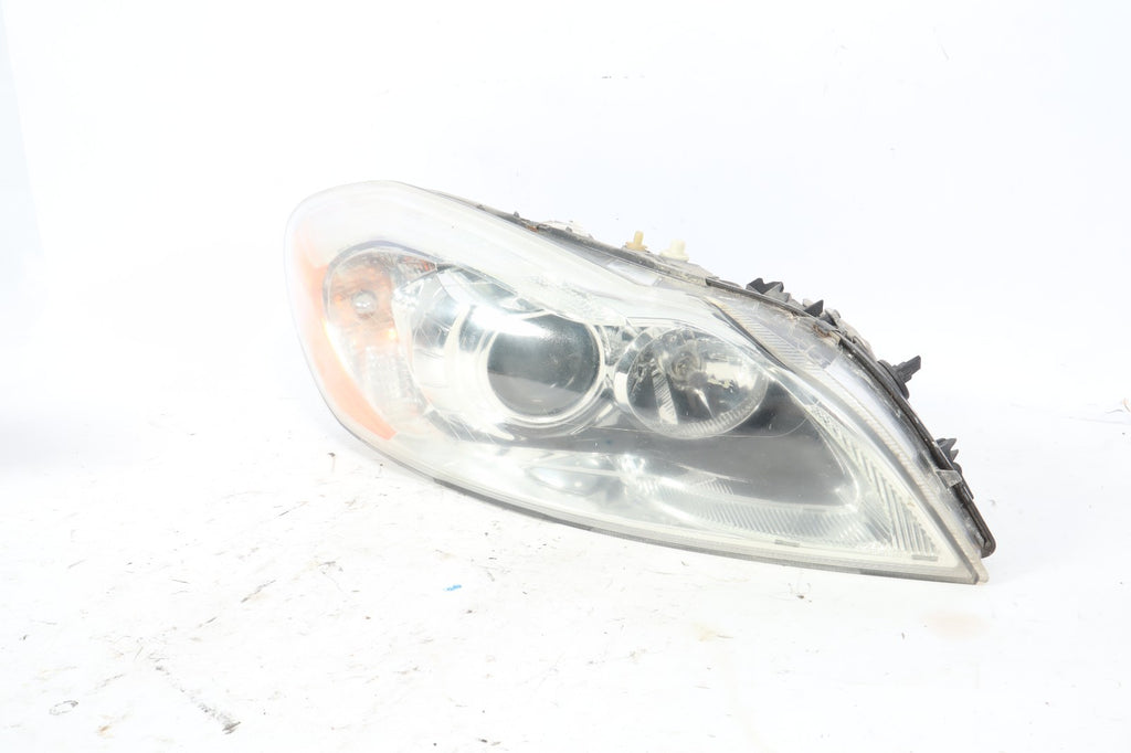 2011 - 2013 VOLO C70 FRONT RIGHT PASSENGER SIDE XENON HEADLIGHT ASSEMBLY OEM