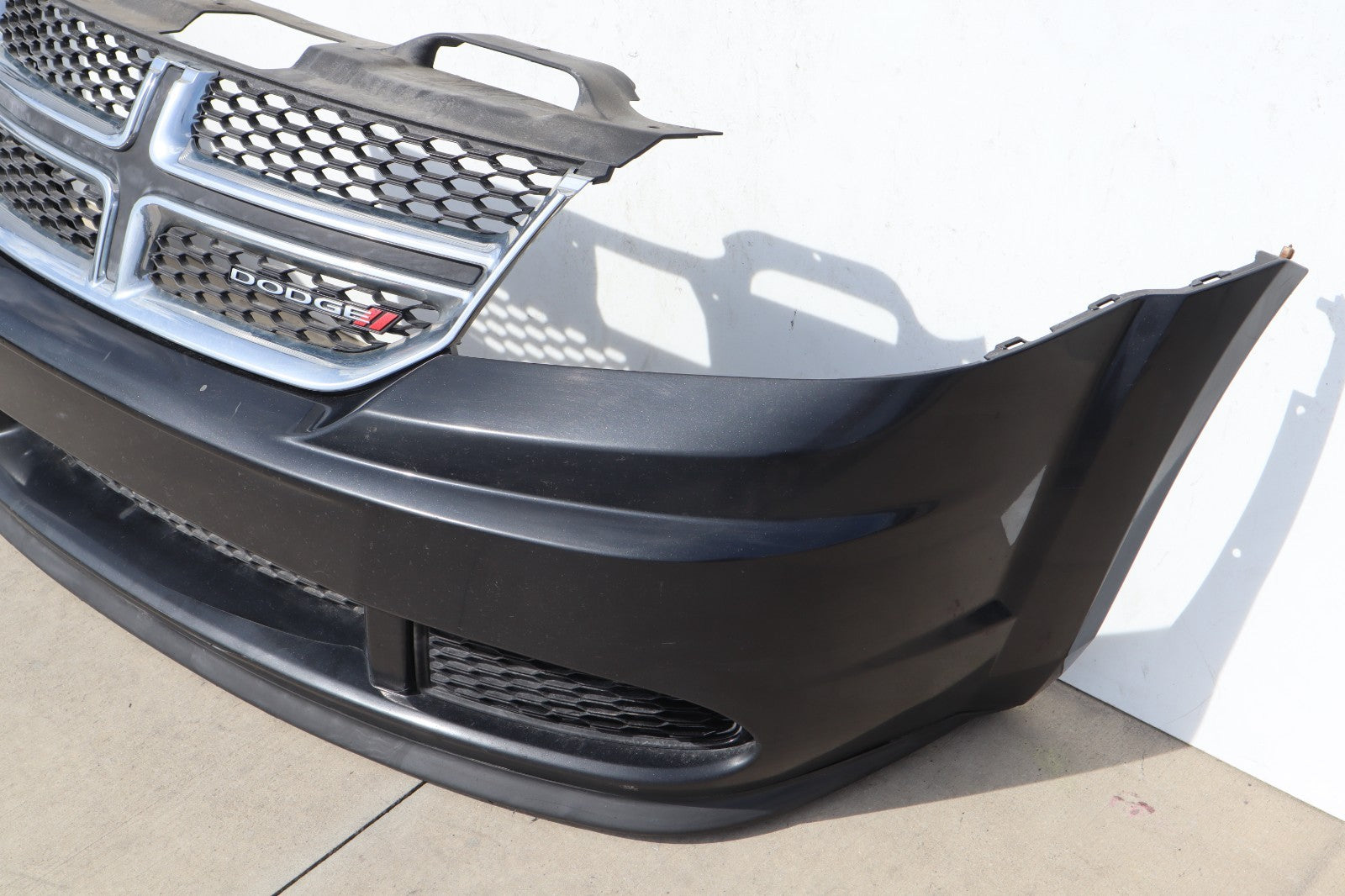 2011 - 2020 DODGE JOURNEY FRONT BUMPER COVER PANEL OEM ONLY PICK UP!!!