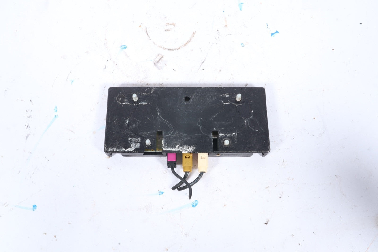 2003-2009 AUDI A4 Convertible Rear Receiver Antenna amplifier 8H0035225B