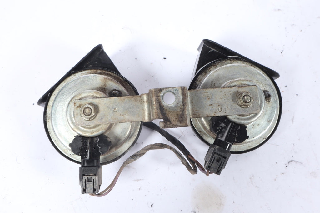 2003-2012 Land Rover Range Rover L322 Horn Pair High & Low OEM 