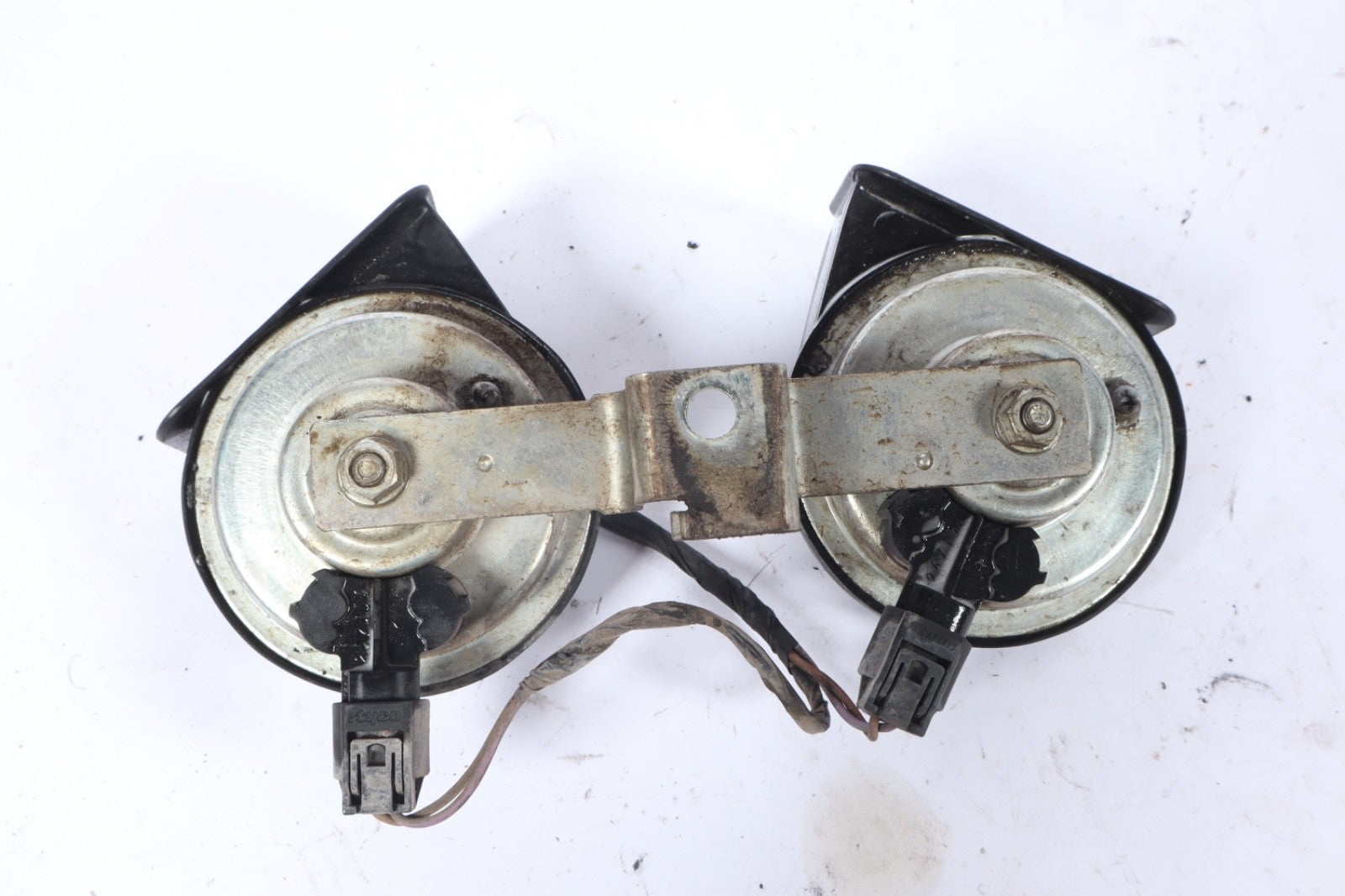2003-2012 Land Rover Range Rover L322 Horn Pair High & Low OEM 