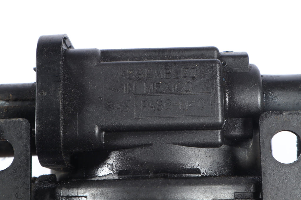 2004-2005 AUDI S4 CONVERTIBLE LEAK R1-460 DETECTION PUMP SMOG PUMP 8H0906271 OEM