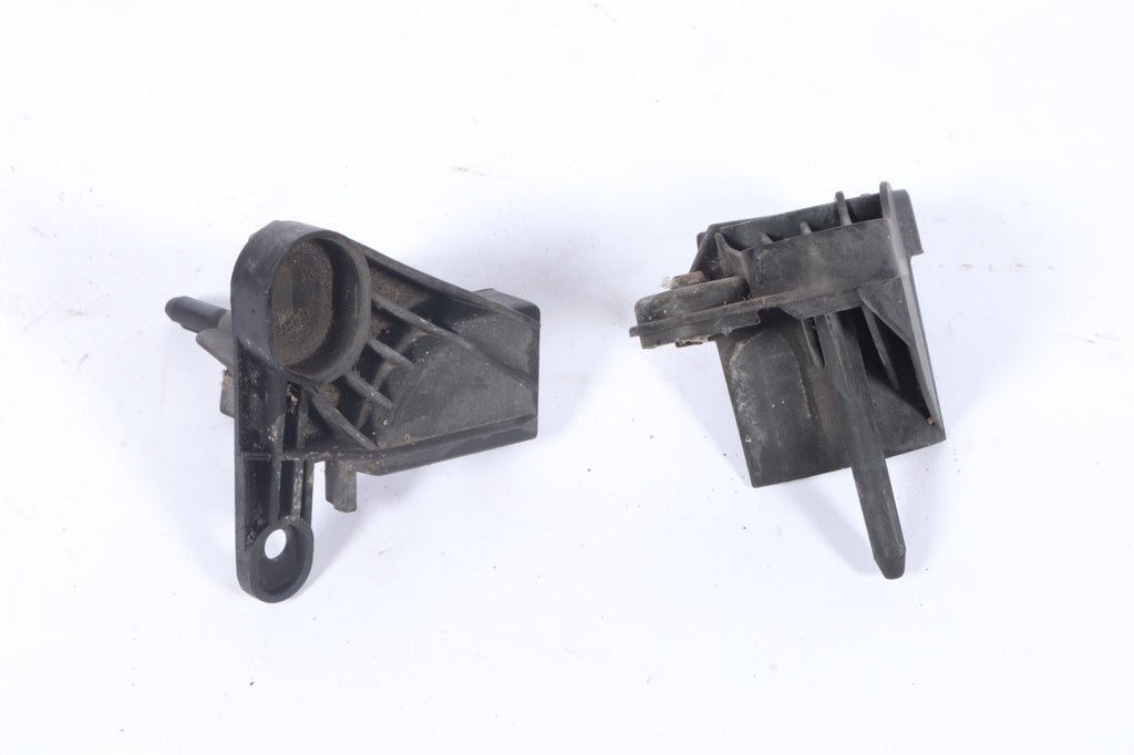 2010-2011 LAND ROVER RANGE ROVER Radiator Support Upper Support Bracket OEM