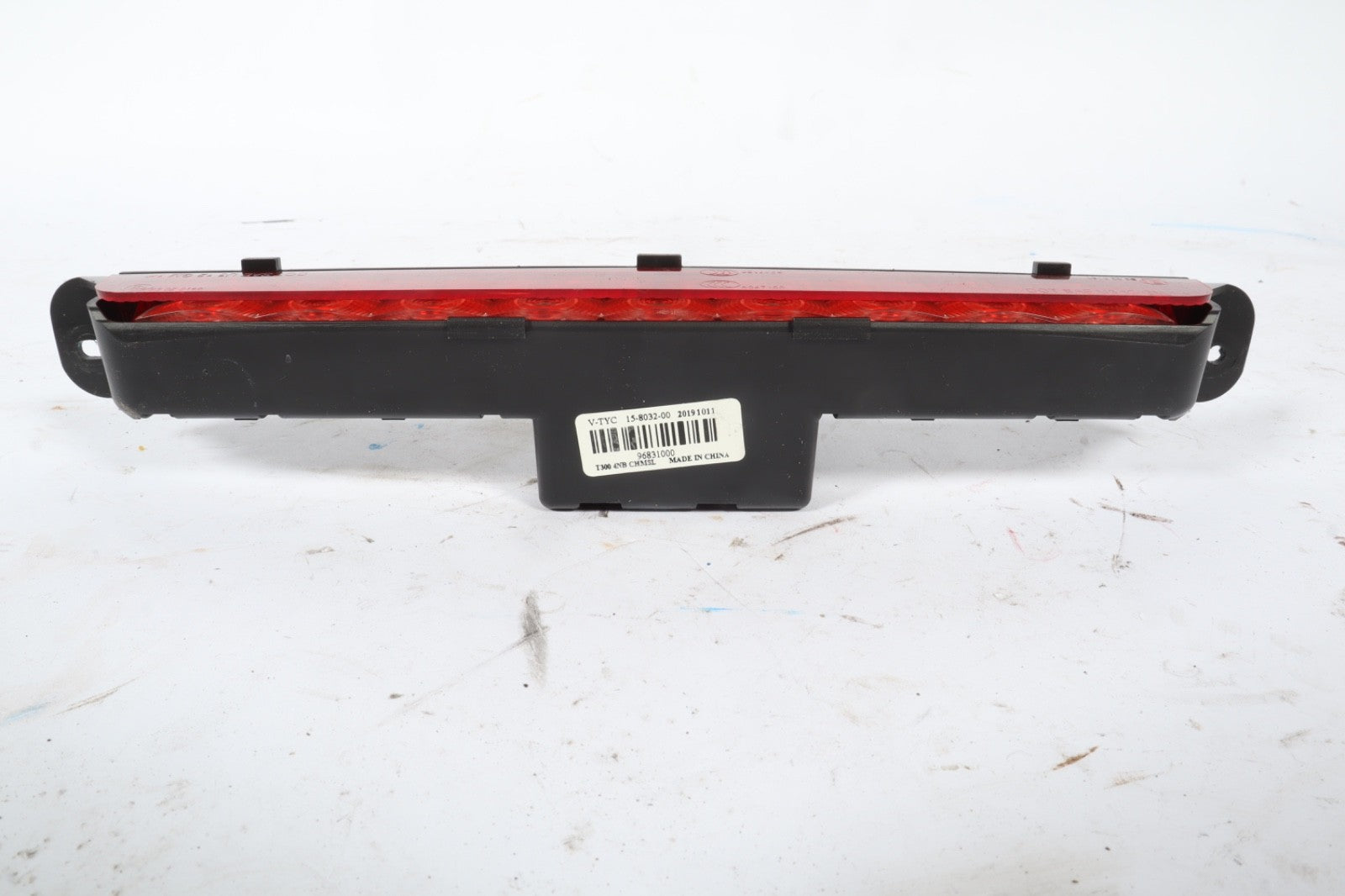 2012 - 2019 Chevrolet Sonic High Mount Third Brake Light Lamp OEM 96831000