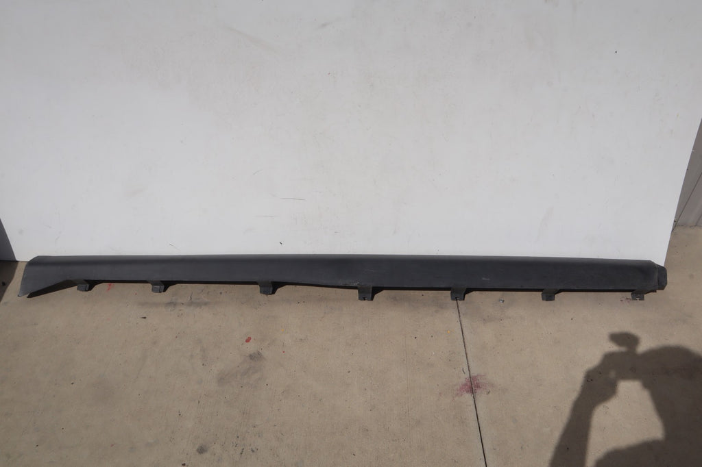2011-2020 DODGE  GRAND CARAVAN PASSENGER RIGHT ROCKER MOLDING SIDE SKIRT PANEL