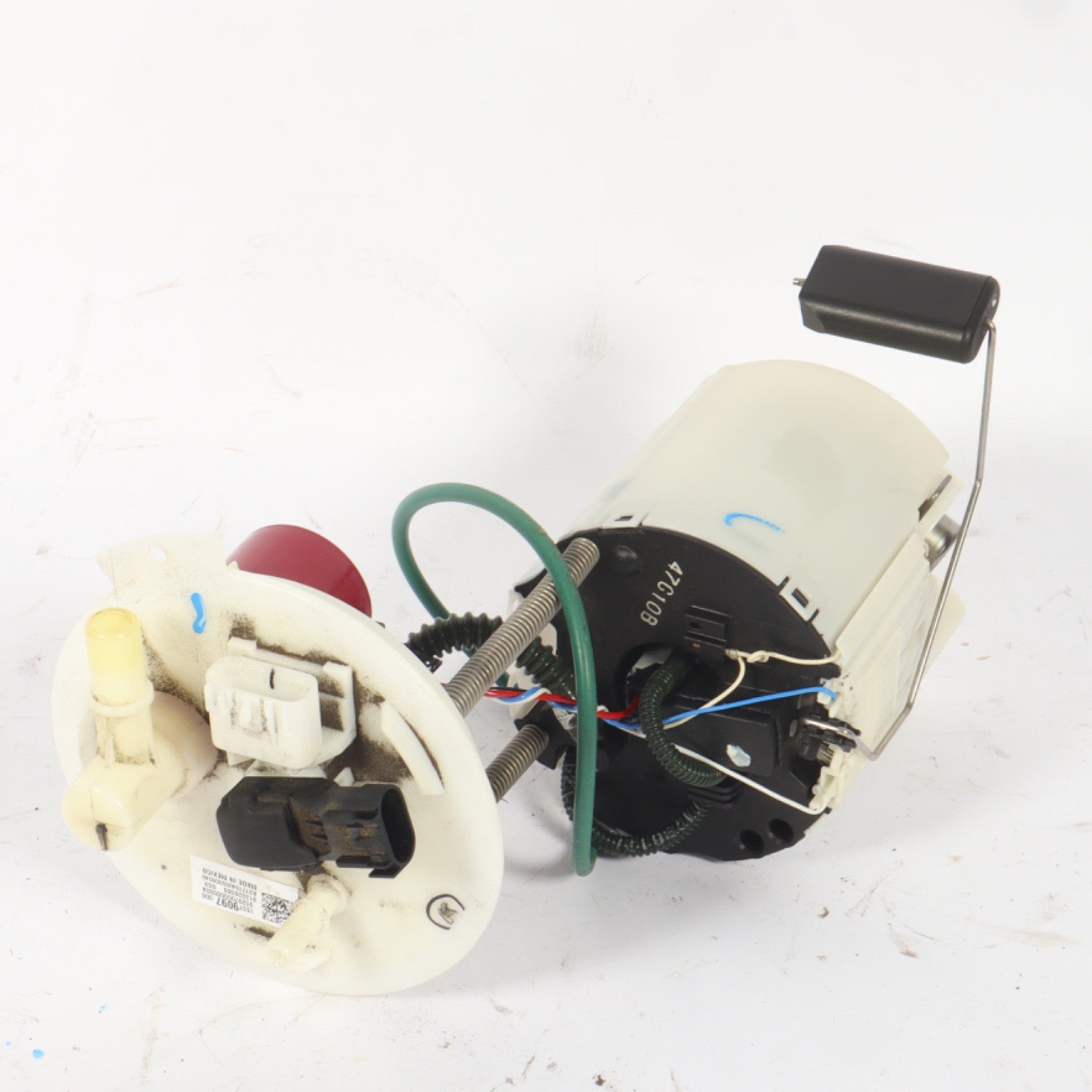 2016–2019 Buick Cascada Fuel Pump Assembly Gas Tank Module OEM 13579097