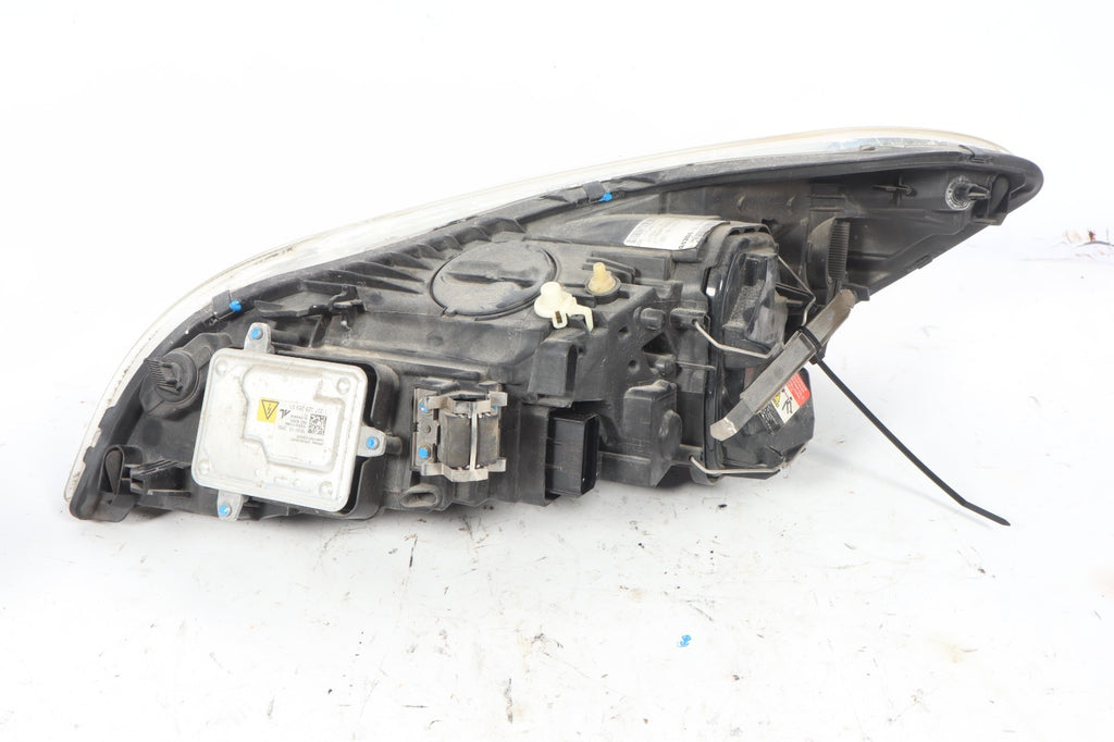 2011 - 2013 VOLO C70 FRONT RIGHT PASSENGER SIDE XENON HEADLIGHT ASSEMBLY OEM