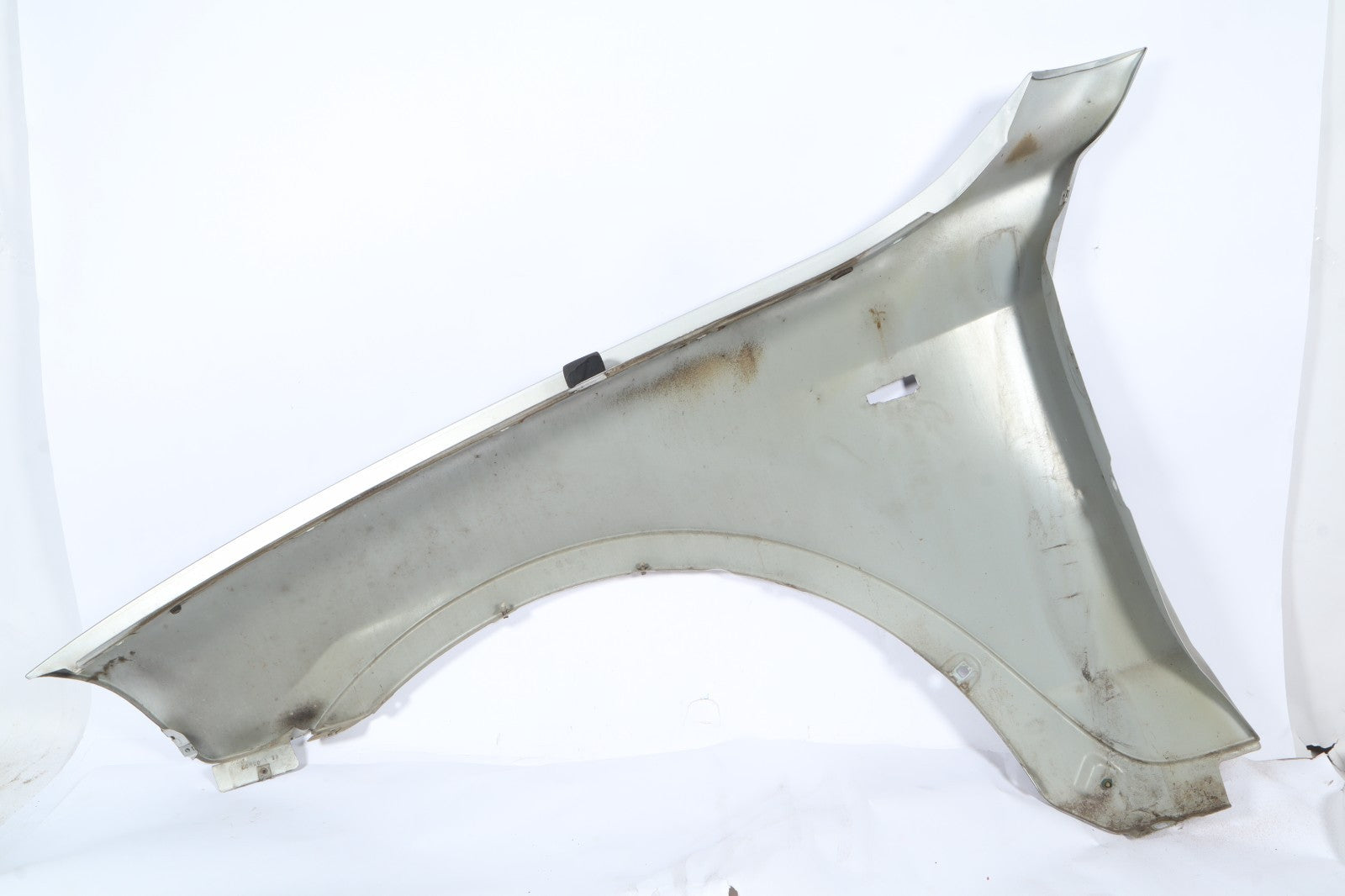 2007-2010 BMW X3 FRONT RIGHT PASSENGER FENDER OEM