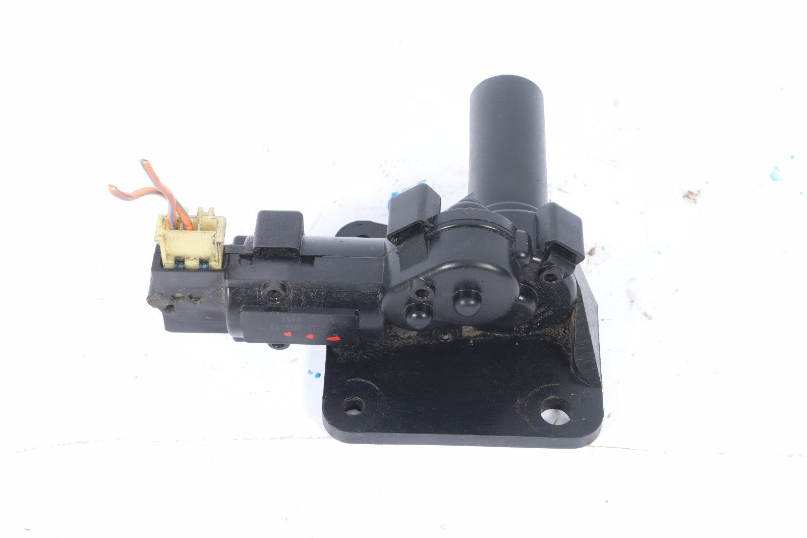 1996-2000 TOWN COUNTRY GRAND CARAVAN REAR LEFT QUARTER WINDOW ACTUATOR MOTOR