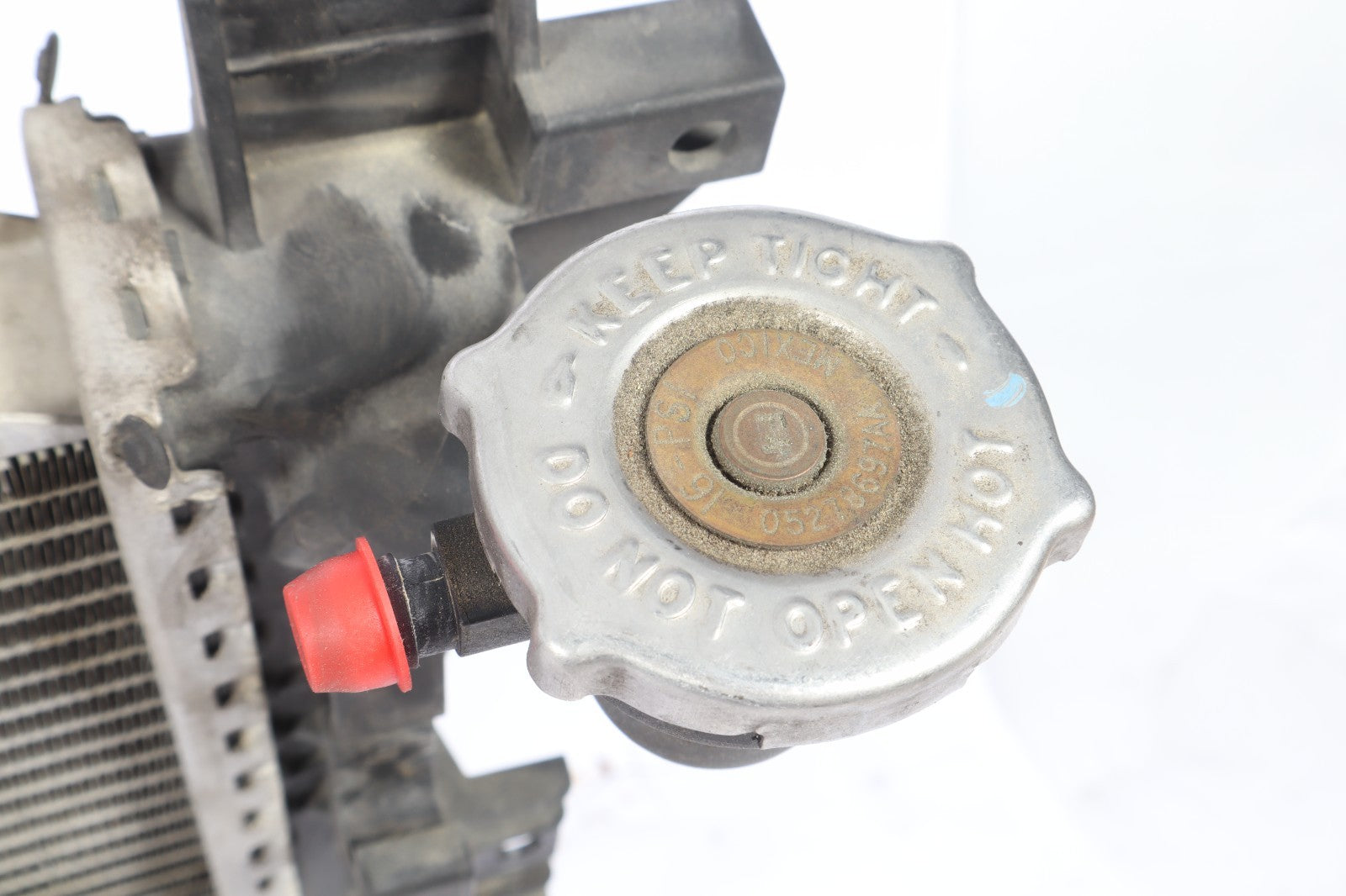 2014-2020 CHRYSLER TOWN COUNTRY DODGE GRAND CARAVAN RADIATOR OEM