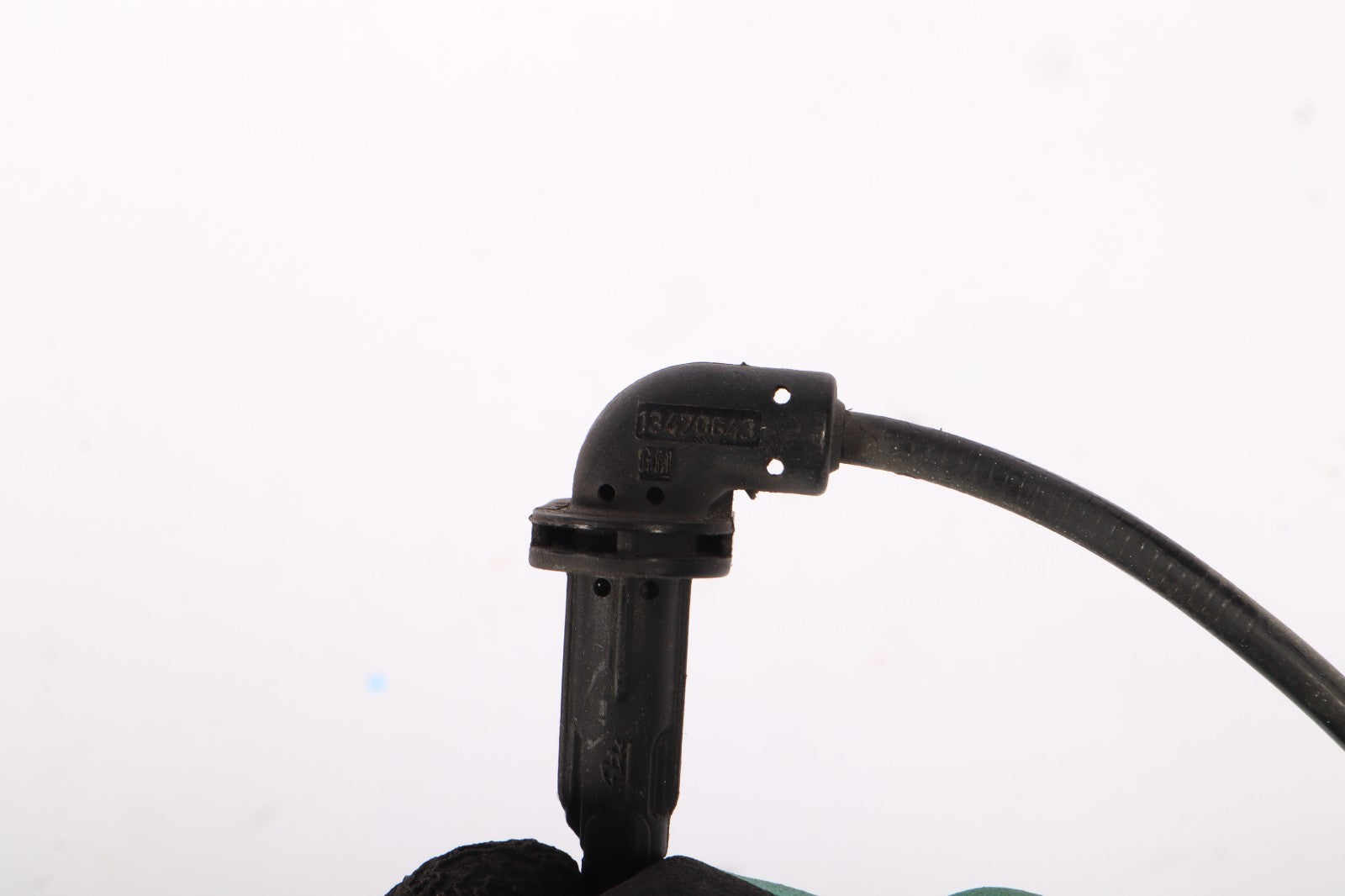 2016 2017 2018 2019 Buick Cascada OEM Front ABS Speed Sensor 13470643