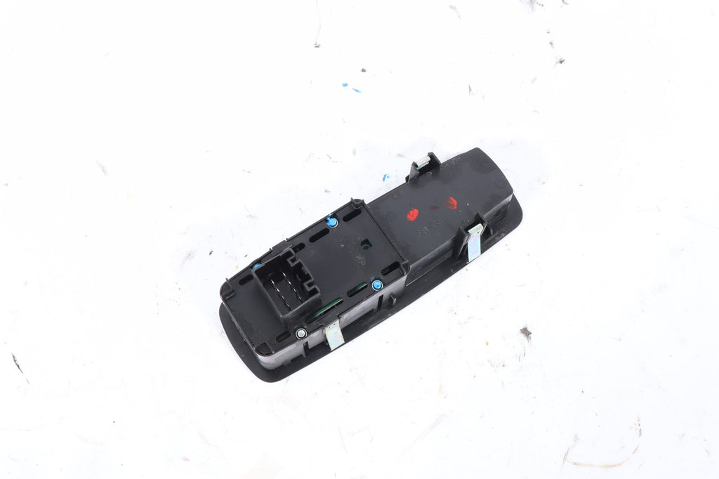 2011-2016 DODGE JOURNEY FRONT RIGHT DOOR WINDOW SWITCH CONTROL OEM 68084002