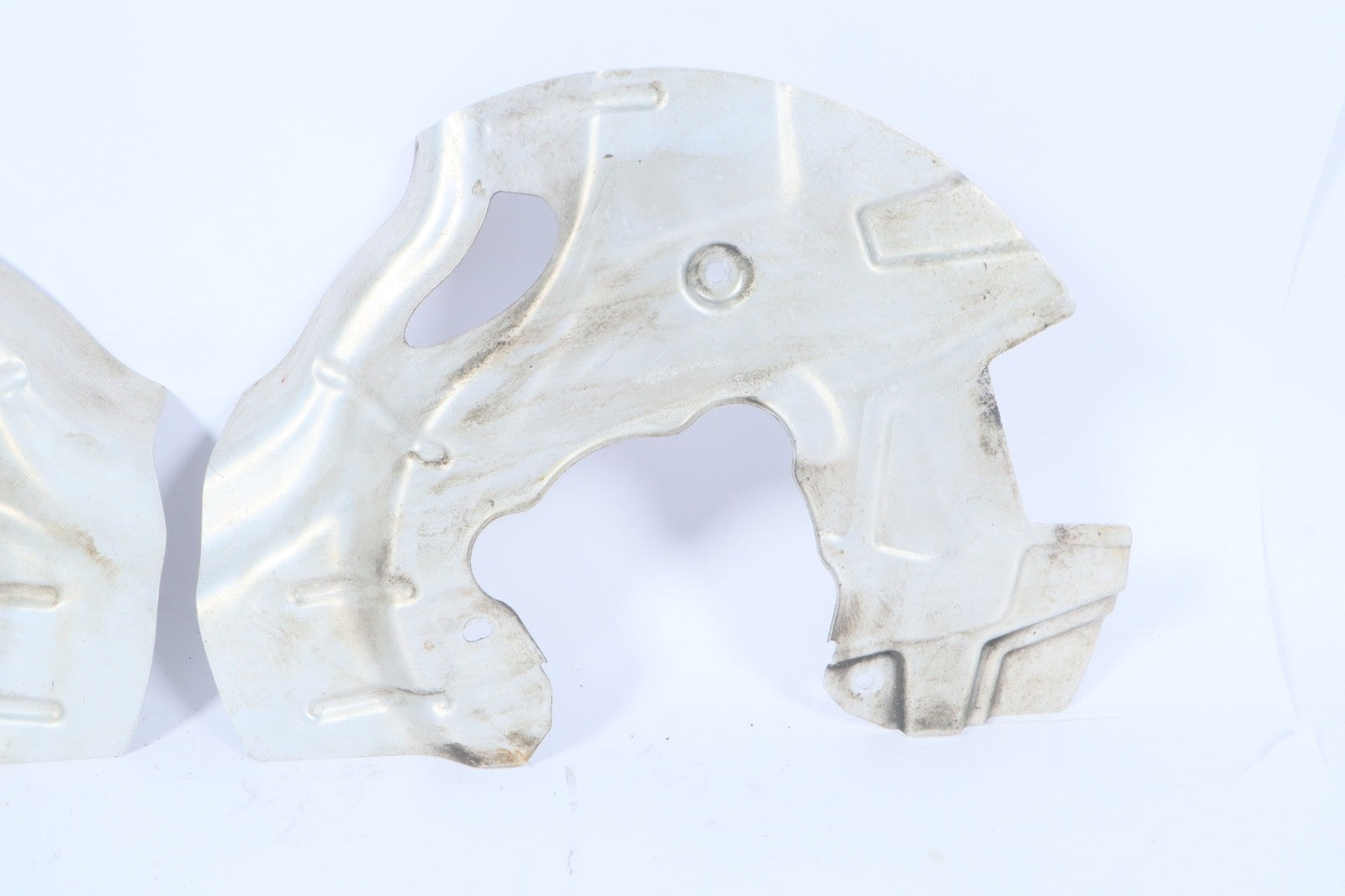 2018-2024 ALFA ROMEO STELVIO FRONT BRAKE DISC DUST SHIELD RIGHT AND LEFT SET OEM