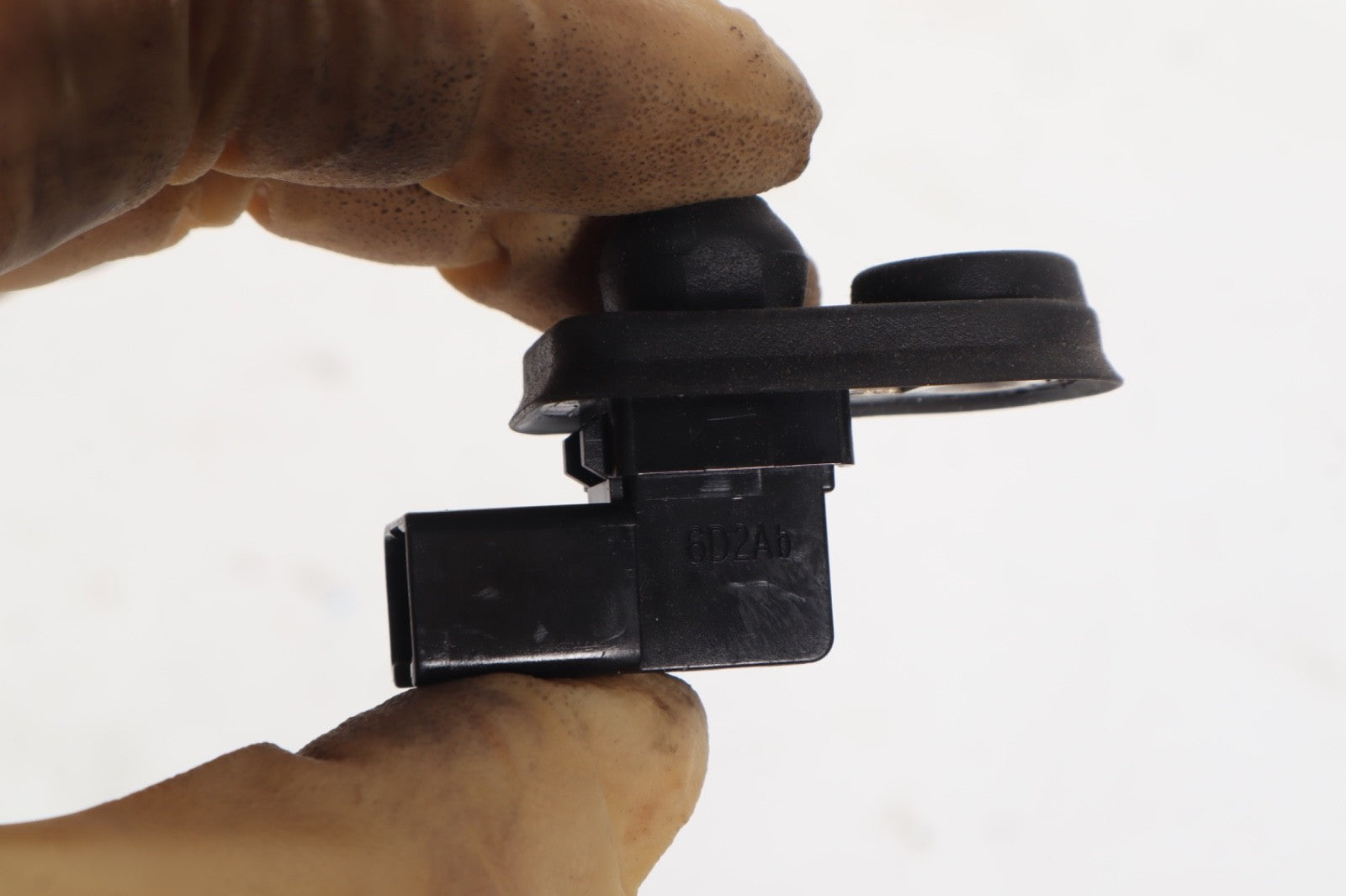 03-20 MITSUBISHI OUTLANDER RIGHT/LEFT INTERIOR LIGHT DOOR JAMB SWITCH SET 3 OEM