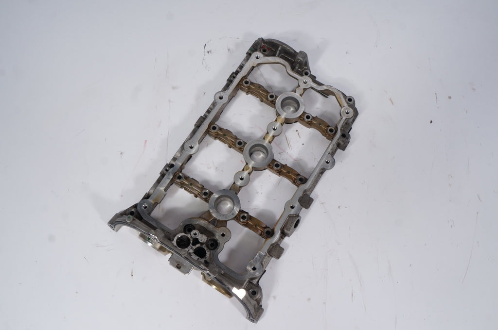 2009-2017 AUDI A7 RIGHT ENGINE CYLINDER HEAD CAMSHAFT COVER 06E103286 OEM
