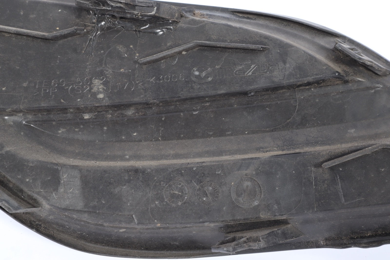 2012 MAZDA CX-9 FRONT BUMPER LEFT LOWER GRILLE COVER OEM