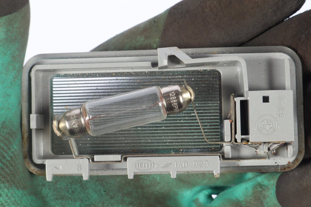 2004-2010 BMW X3 Overhead Roof Left Dome Map Light Courtesy Lamp OEM