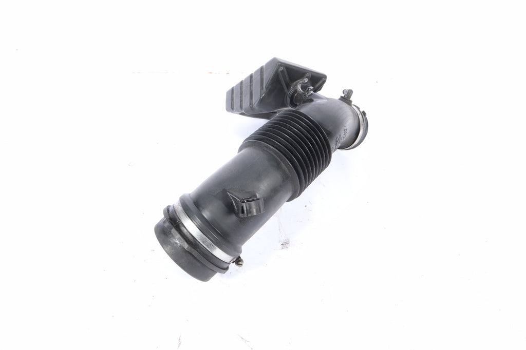 2009-2012 AUDI Q5  INTAKE THROTTLE  BODY HOSE 06E129629J OEM