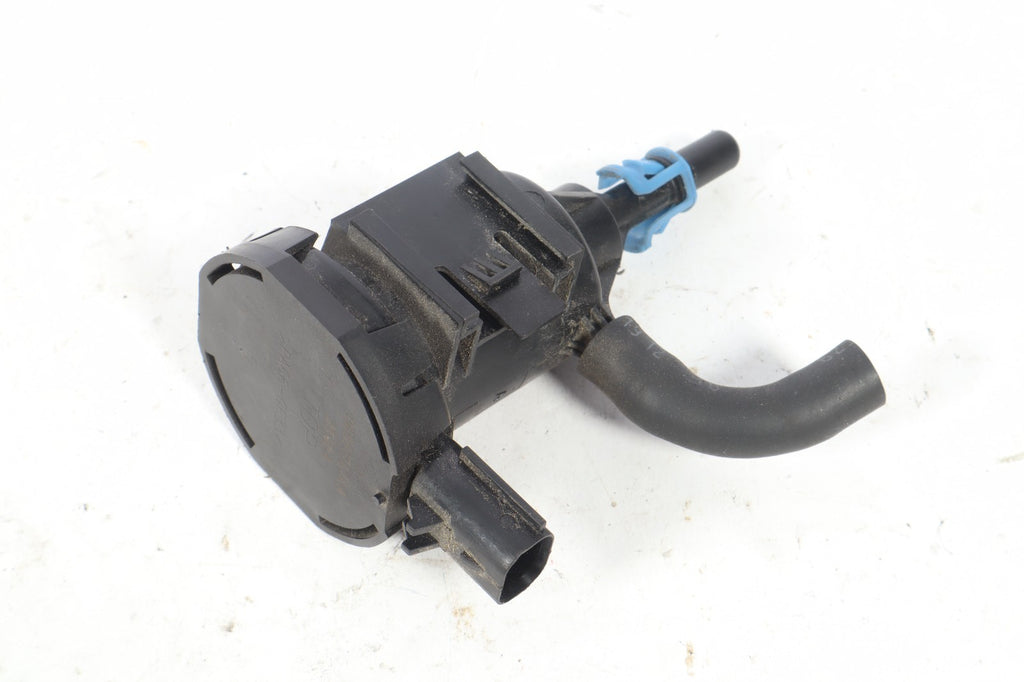 2008-2016 CHRYSLER TOWN & COUNTRY VAPOR CANISTER PURGE VALVE 4891741AA OEM