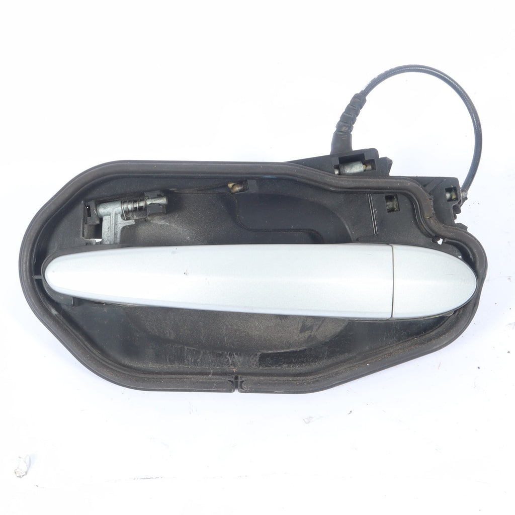 2004-2010 BMW X3 SERIES E83 REAR LEFT DRIVER SIDE DOOR HANDLE WHITE 3330983 OEM
