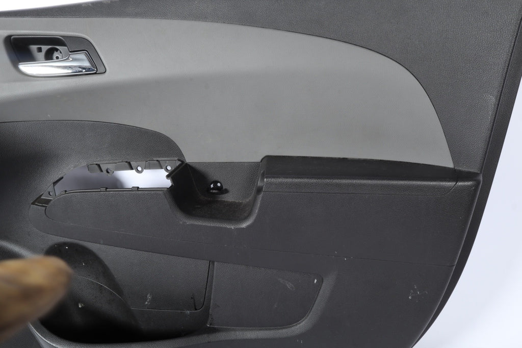2012-2020 CHEVROLET SONIC FRONT LLEFT DRIVER DOOR INTERIOR TRIM PANEL 94510987