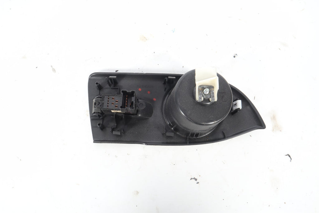 2013-2019 NISSAN PATHFINDER REAR LEFT WINDOW SWITCH OEM 829613KA0AX